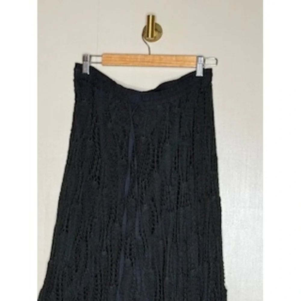 Mix Nouveau Black Crochet Maxi Skirt Asymmetrical Handkerchief Hem Boho M - Picture 3 of 8